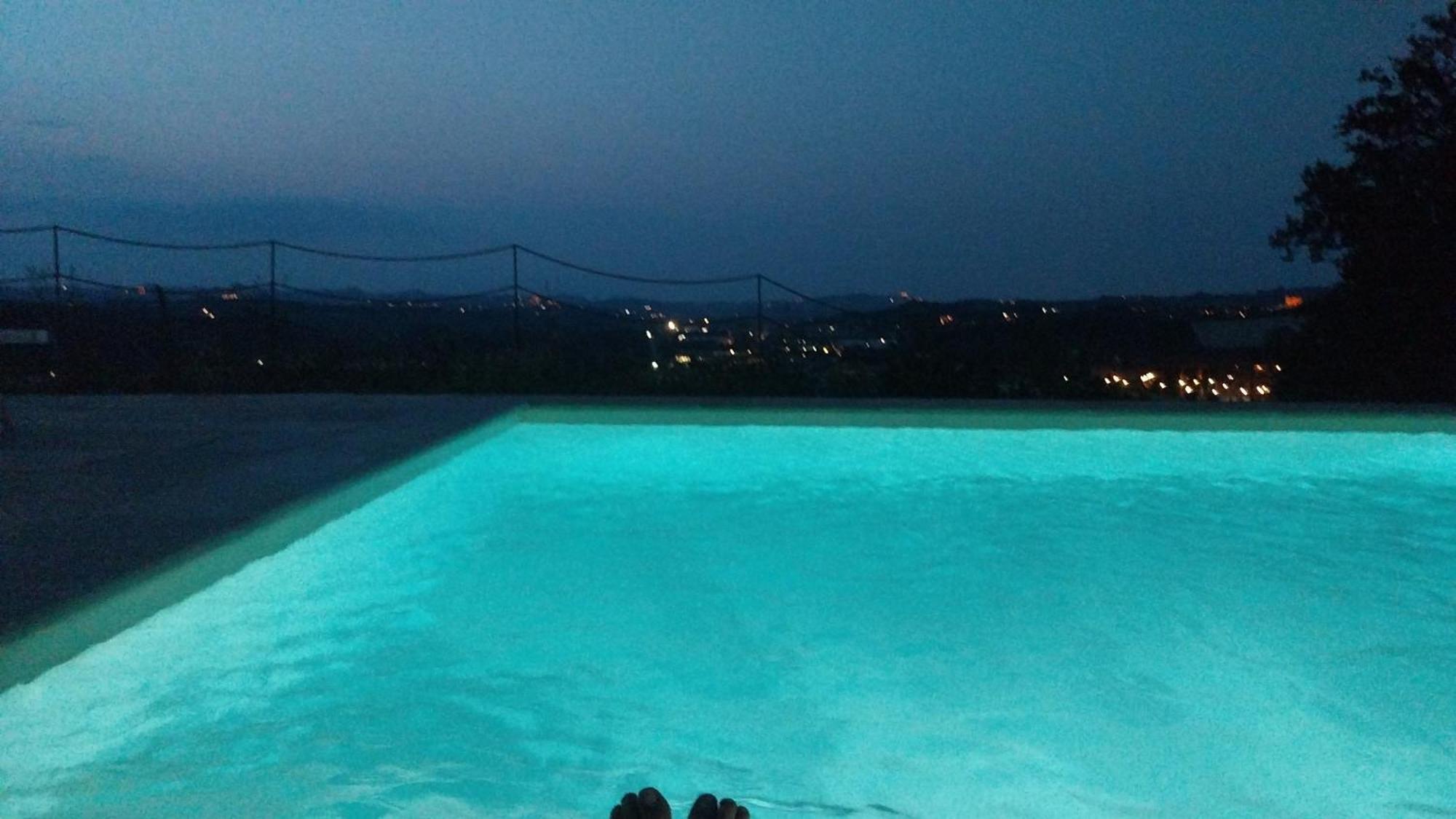 Tenuta Montanello B&B Castiglione Falletto Eksteriør bilde