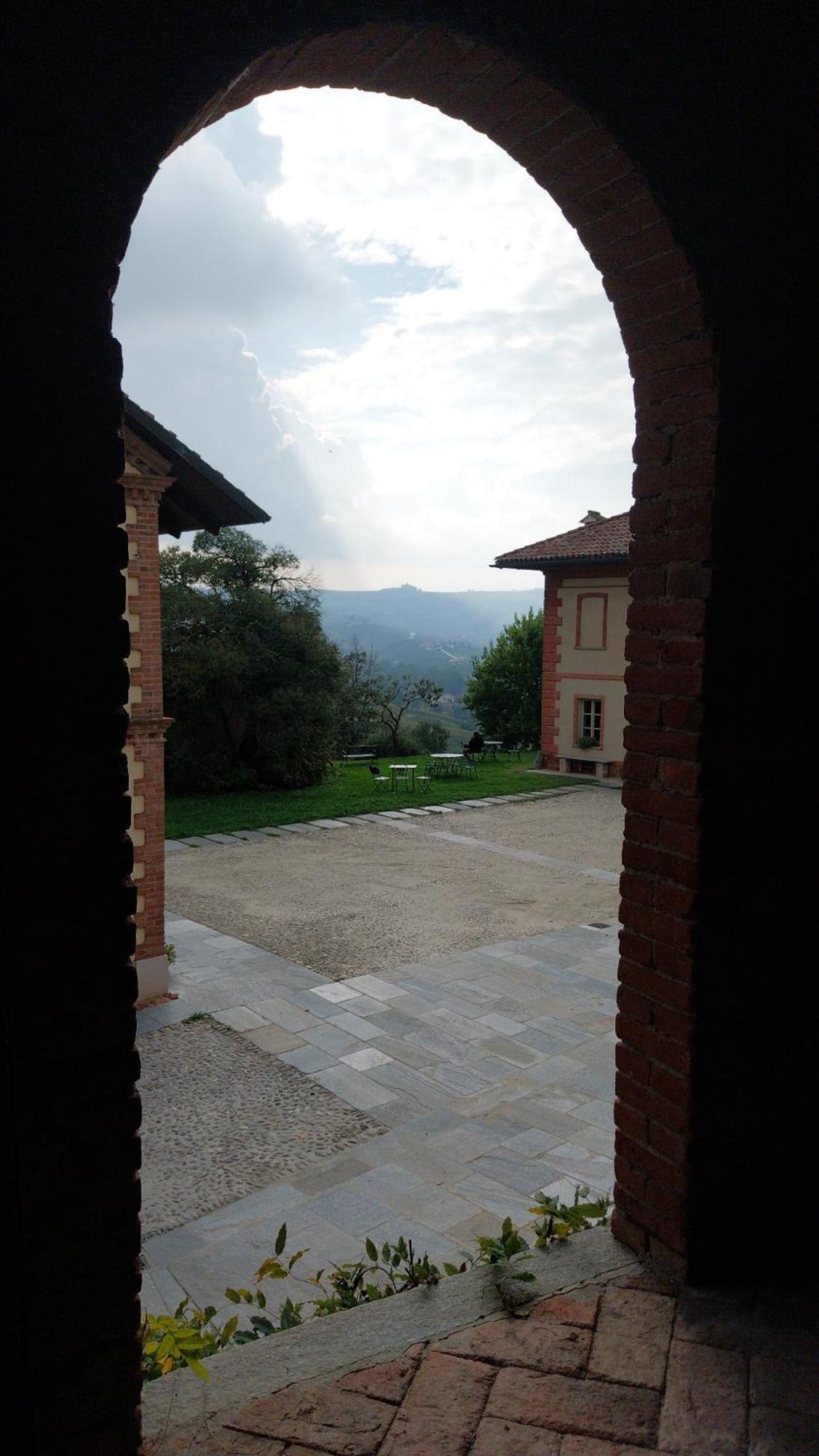 Tenuta Montanello B&B Castiglione Falletto Eksteriør bilde
