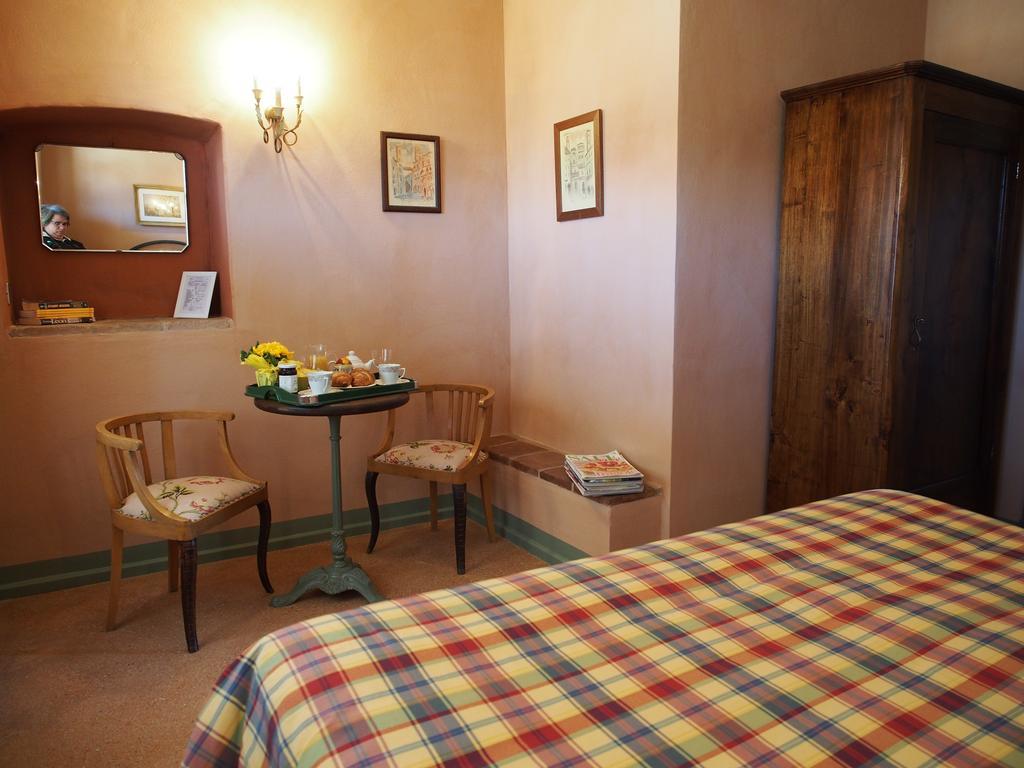 Tenuta Montanello B&B Castiglione Falletto Eksteriør bilde